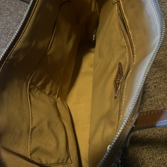 Fossil handbag and matching wallet - Picture 2 of 6